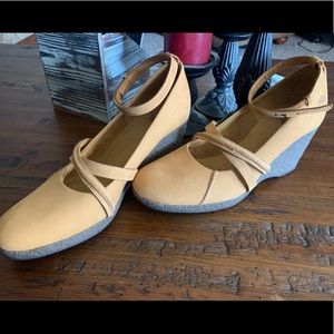 NWOB Timberland Ankle Strap Wedges